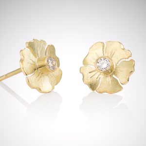 Flower Handmade Diamond Stud Earrings in Yellow Gold